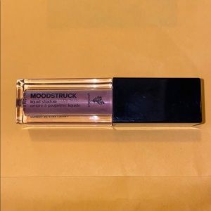 Moonstruck liquid shadow